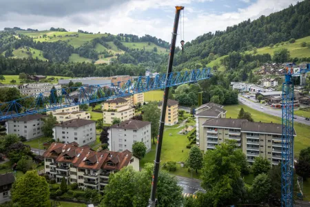 ABK_Neubrunhof_Kranmontage-0060-20250523.jpg